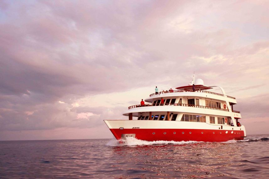 MV Theia Maldives