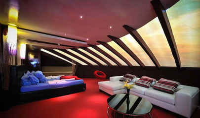 Sky Light Suite