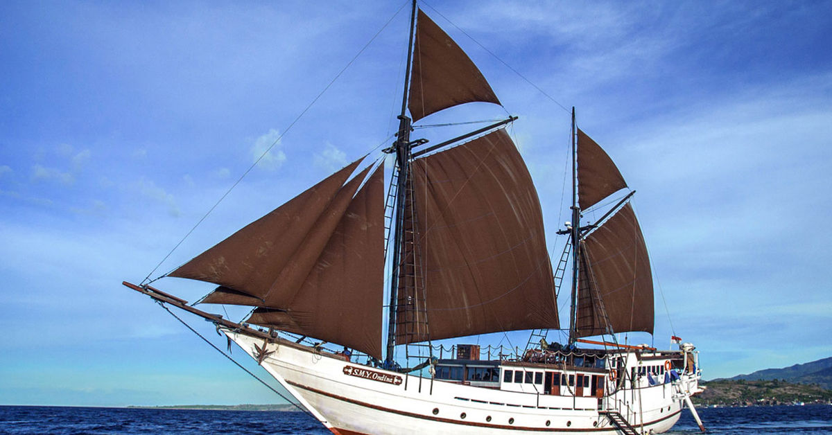 Ondina — vessel photograph