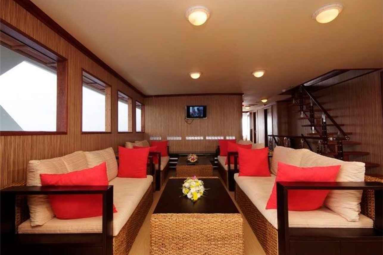 Salon area - Princess Handy