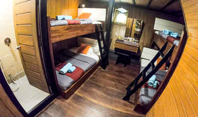 Lower Deck Bunk Cabin – Single Use