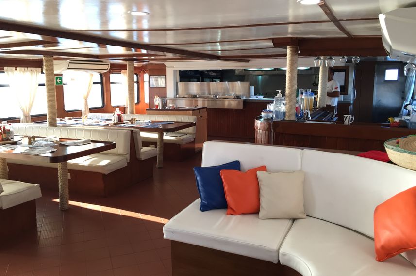 Dining Room - MV Valentina