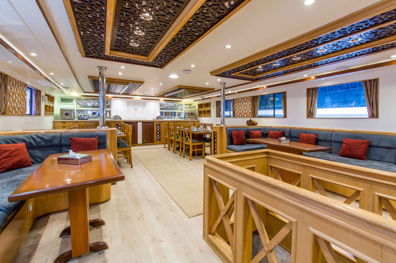 #indoorsaloon - Golden Dolphin