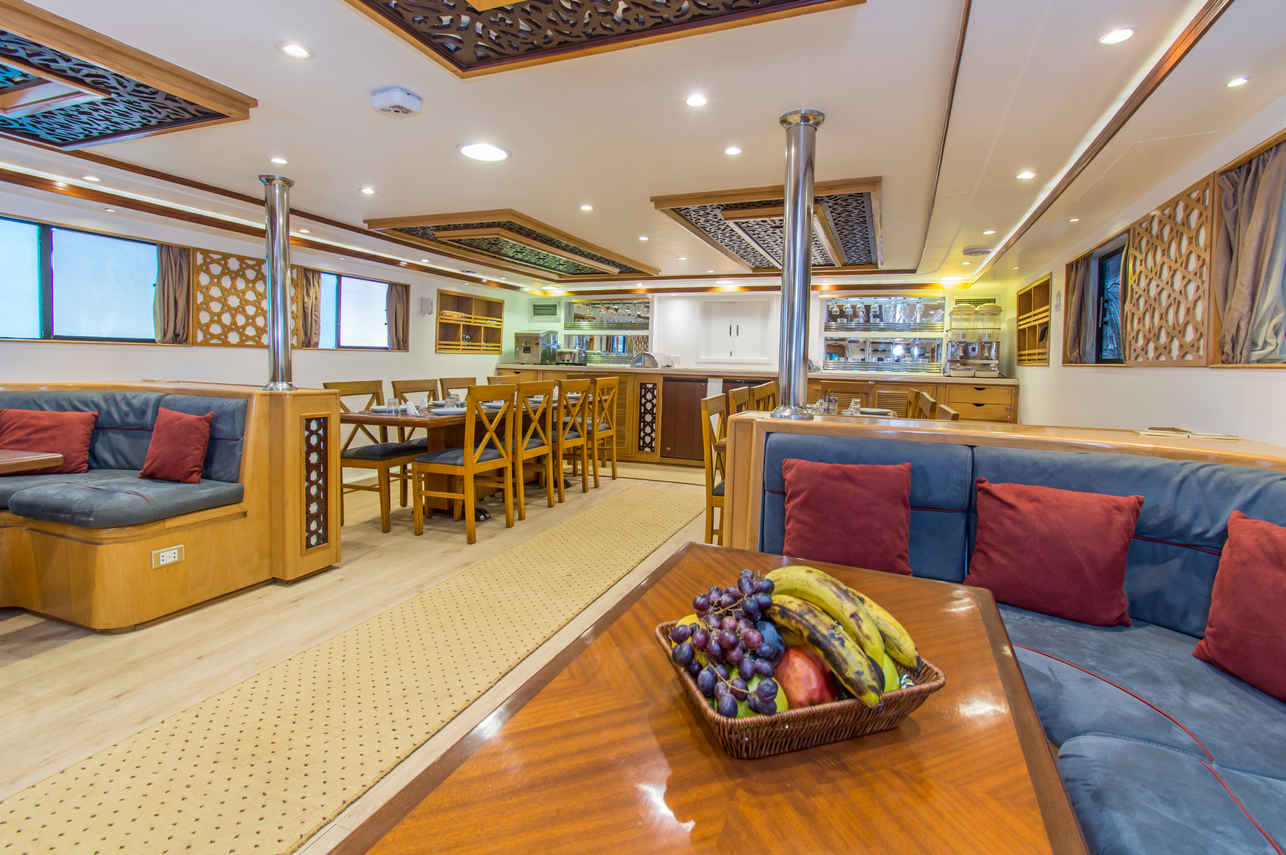 #indoorsaloon - Golden Dolphin