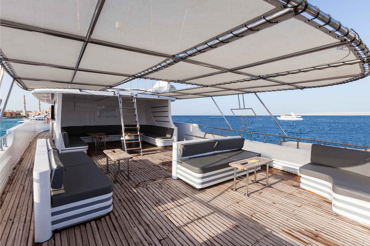 #outdoorlounge - Golden Dolphin