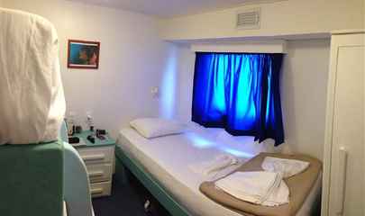 Twin Cabin