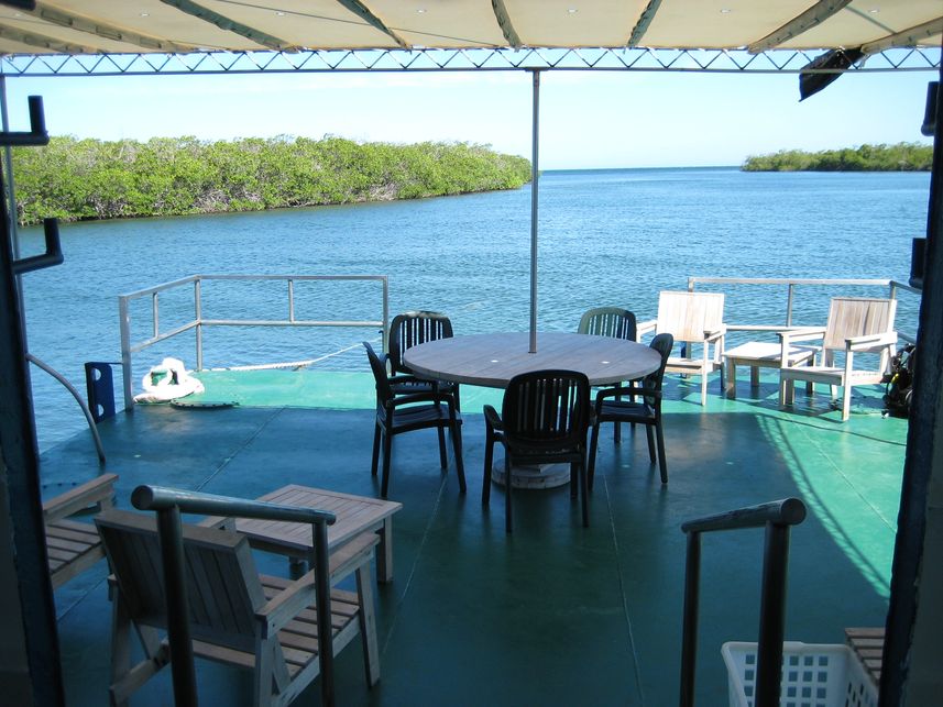 Outdoor leisure deck - Tortuga Liveaboard