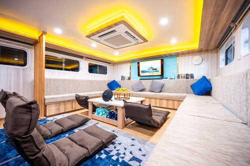 Saloon