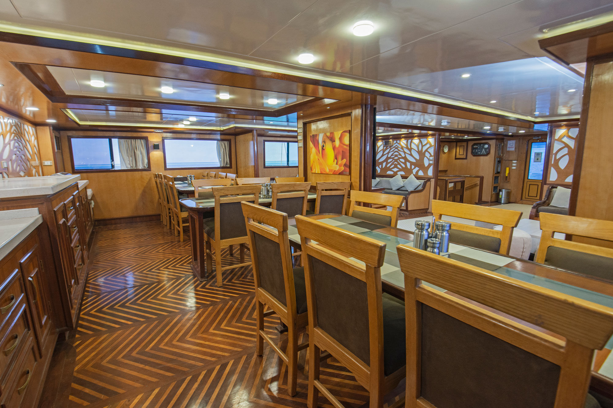 Sala de Jantar - Golden Dolphin II