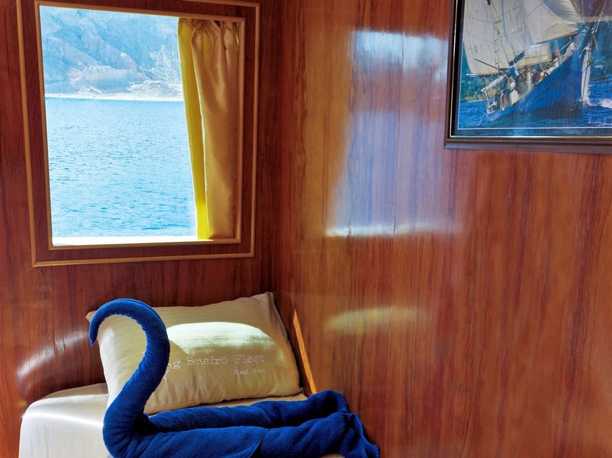 Upper Deck Cabin - Snefro Pearl