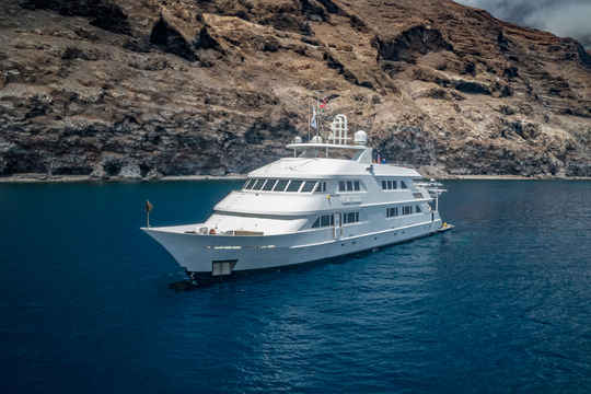 Nautilus Belle Amie