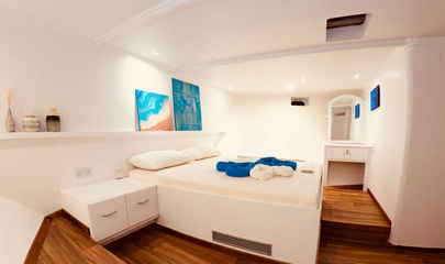 Super Deluxe Cabin