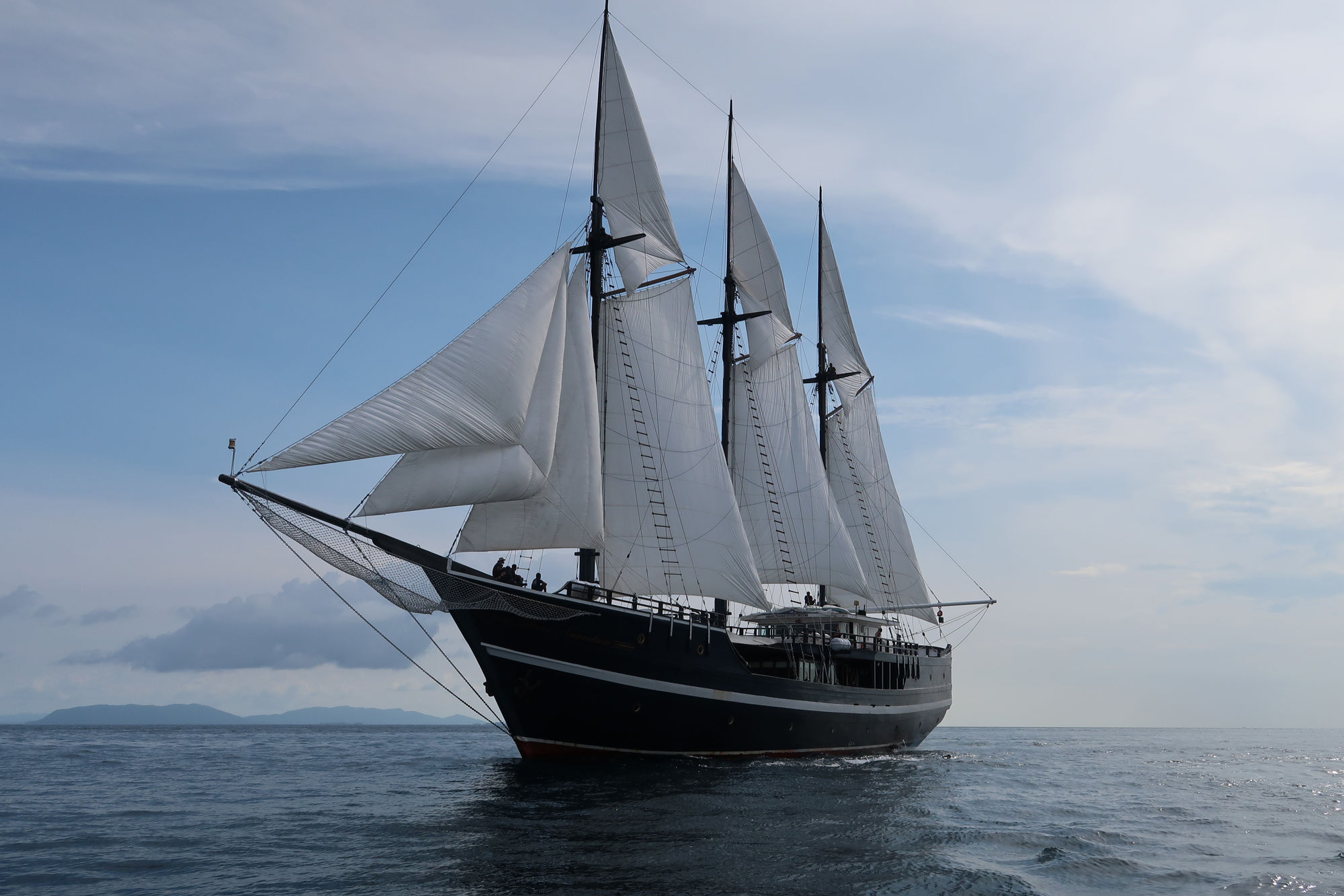 Dewi Nusantara Liveaboard, Indonesia - LiveAboard.com