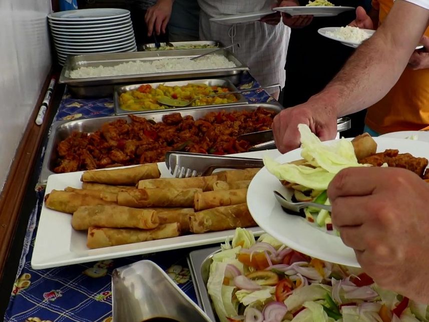 Lunch buffet with a fine mix between local and western food