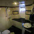 Manta Cruise Liveaboard Ensuite Bathroom