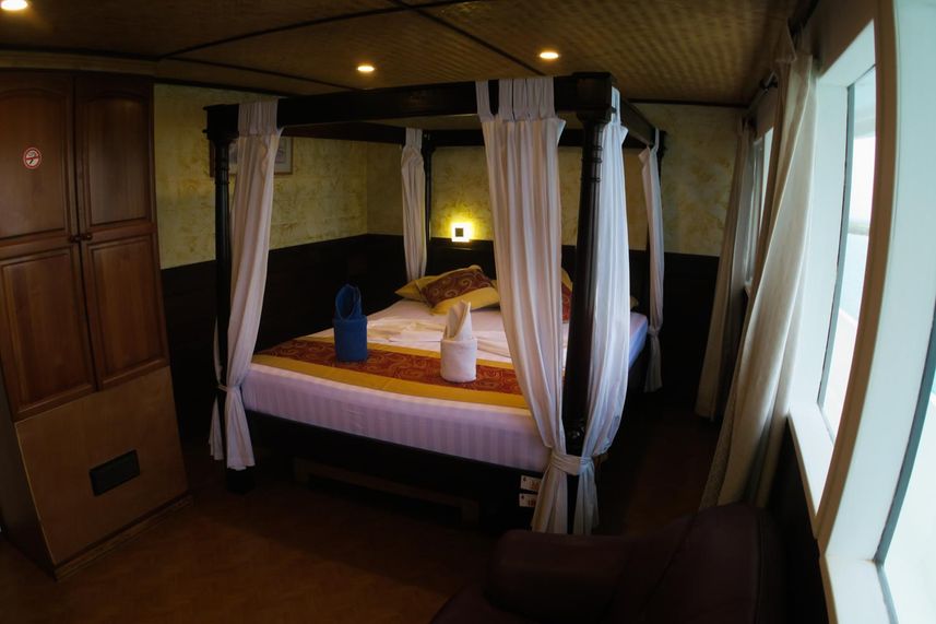 Manta Cruise Liveaboard Suite