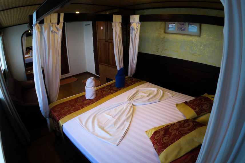 Manta Cruise Liveaboard Suite