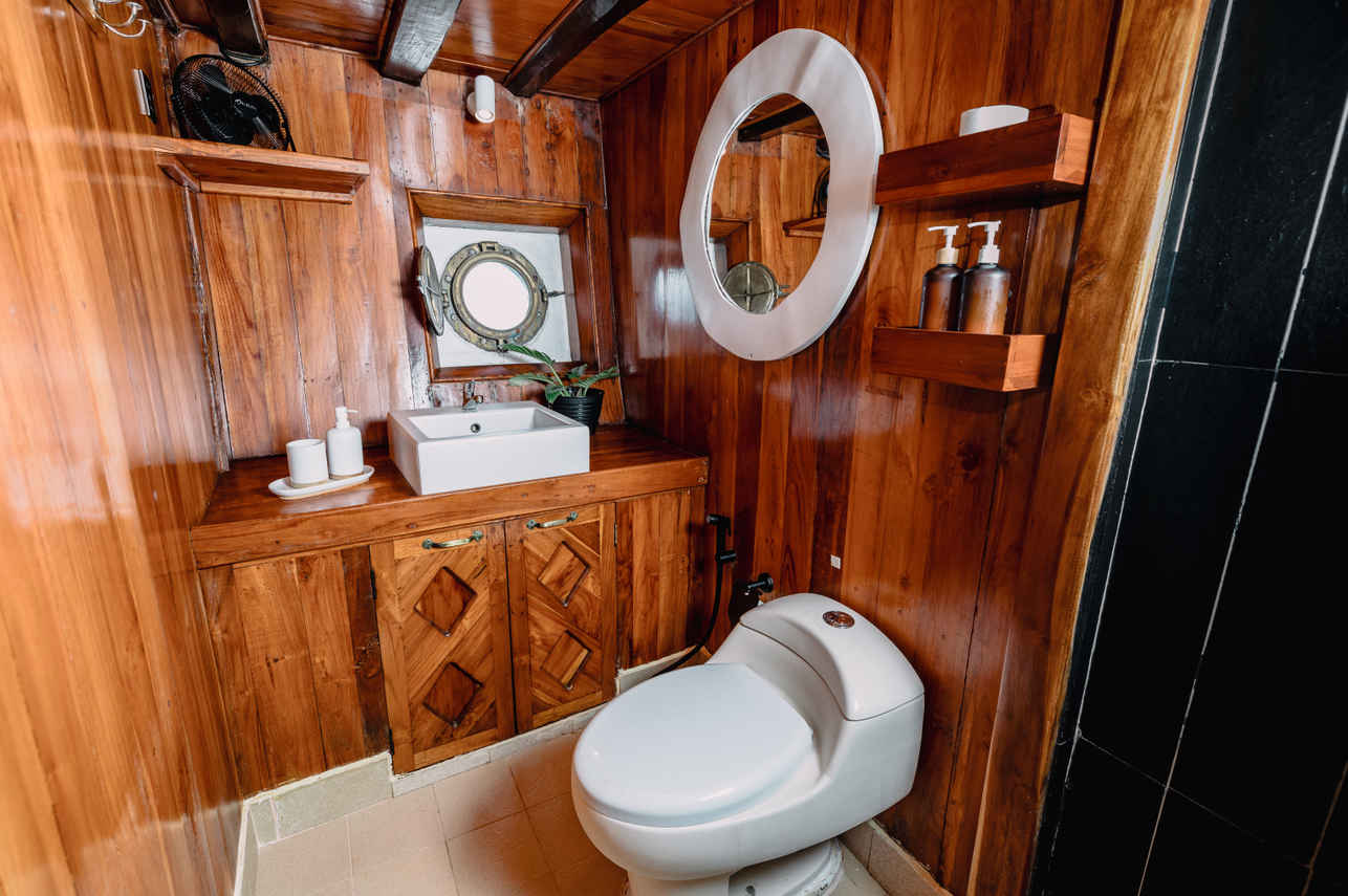 En-Suite bathrooms - La Galigo