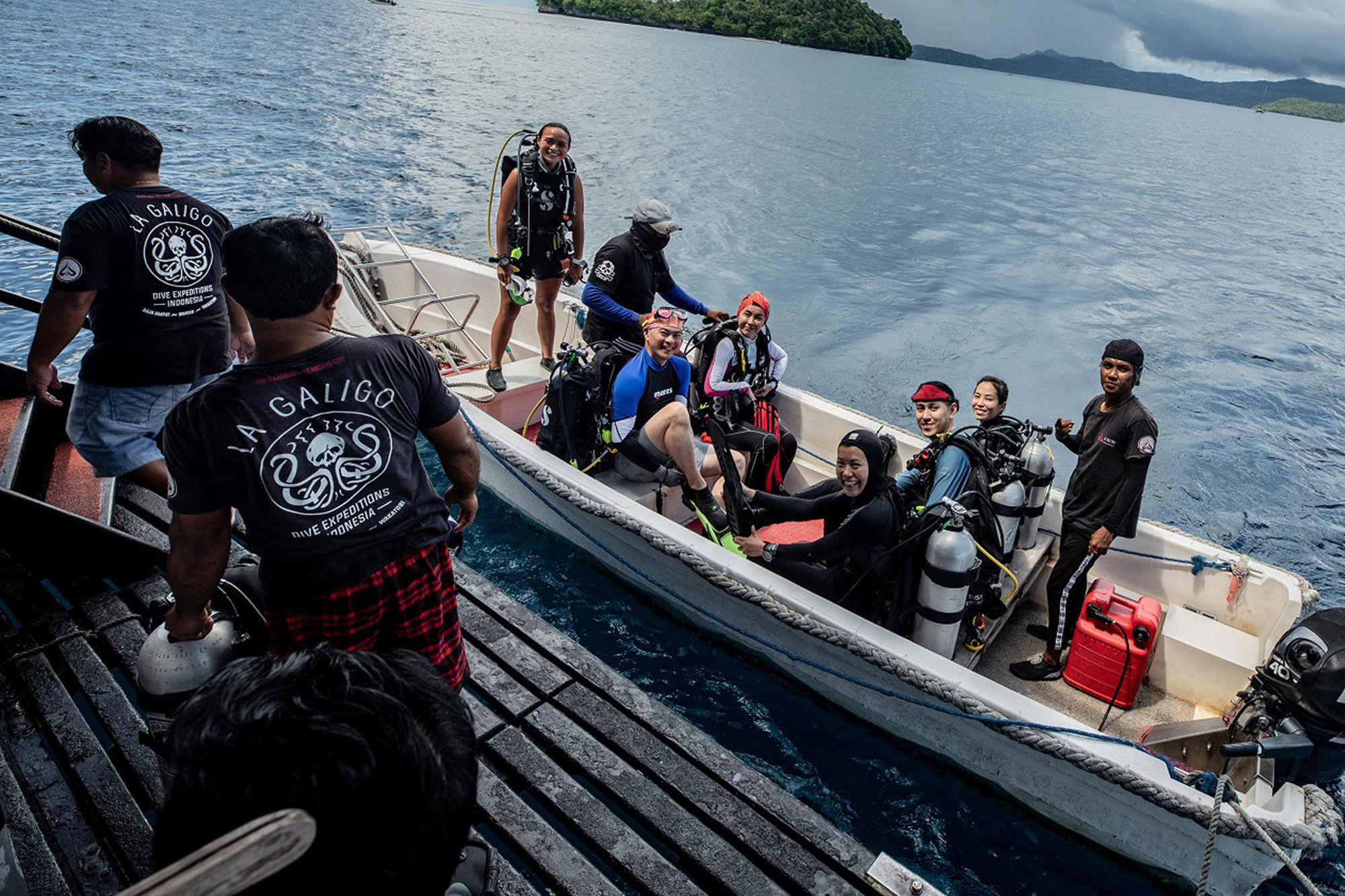 Bote auxiliar para buceo - La Galigo