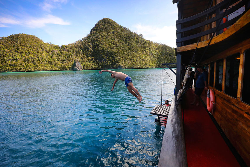 Dive Platform - La Galigo