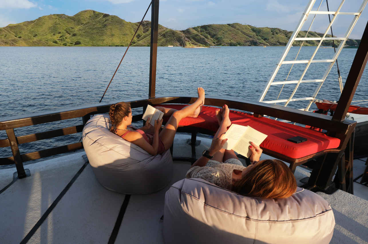 Sun Deck - La Galigo