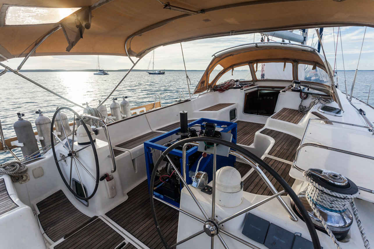 Sun Deck - Vision III