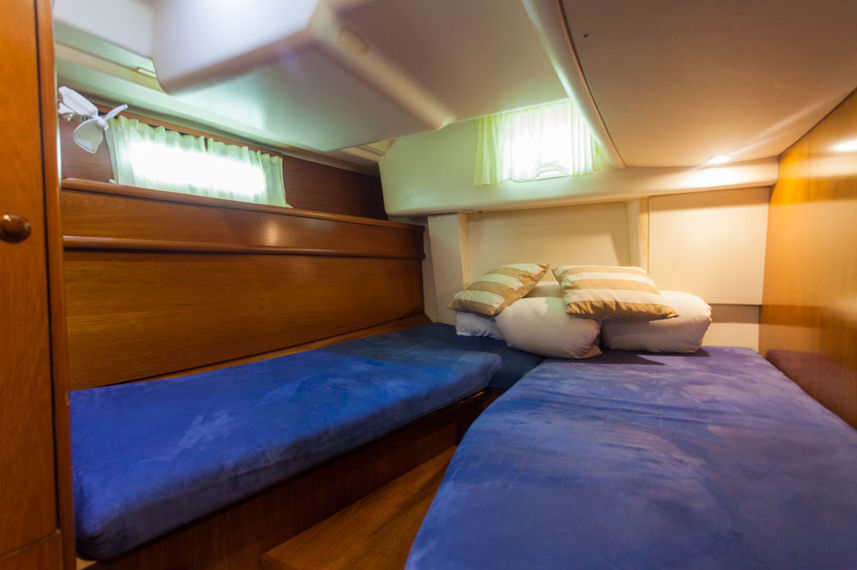Twin Cabin - Vision III