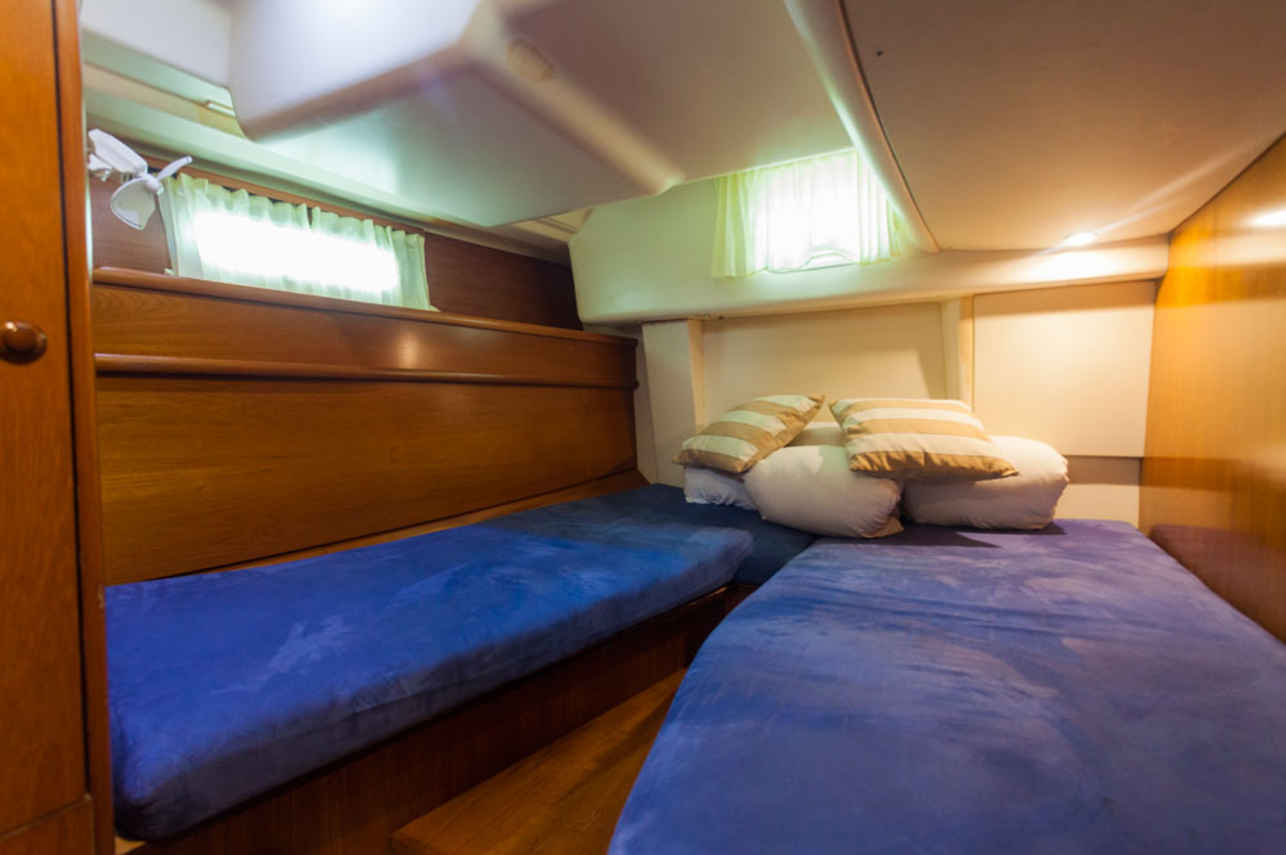 Twin Cabin - Vision III