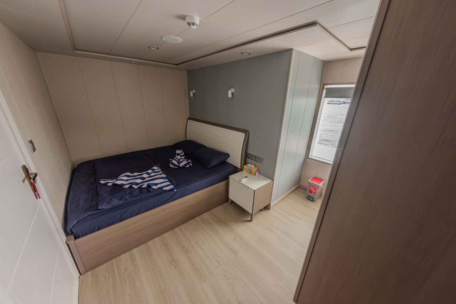 Upper Deck Double Cabin, photo 1