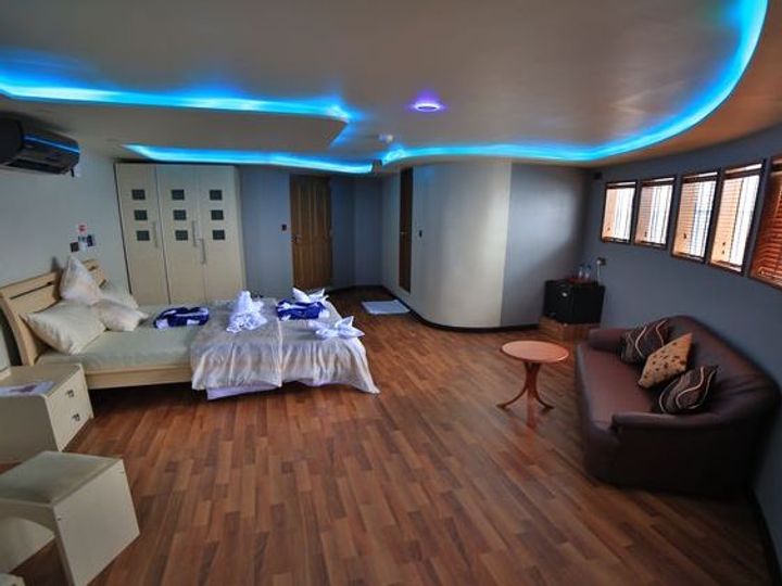 Main Deck Master Cabin