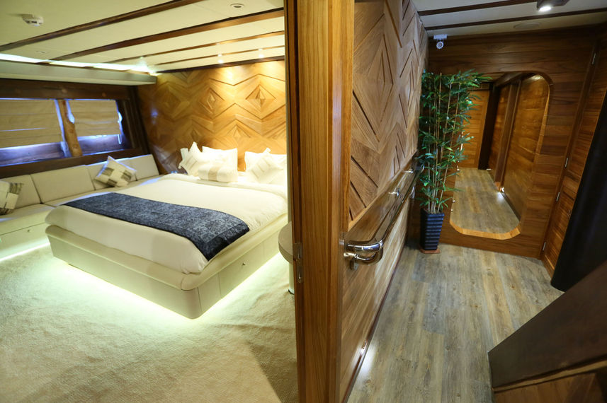 Double Cabin - Lamima