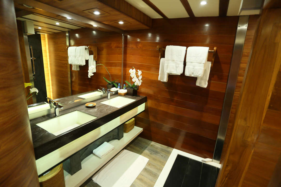 #en-suitebathrooms