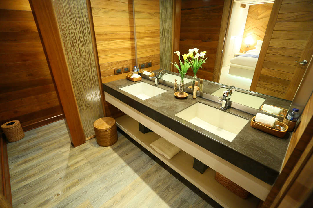 #en-suitebathrooms