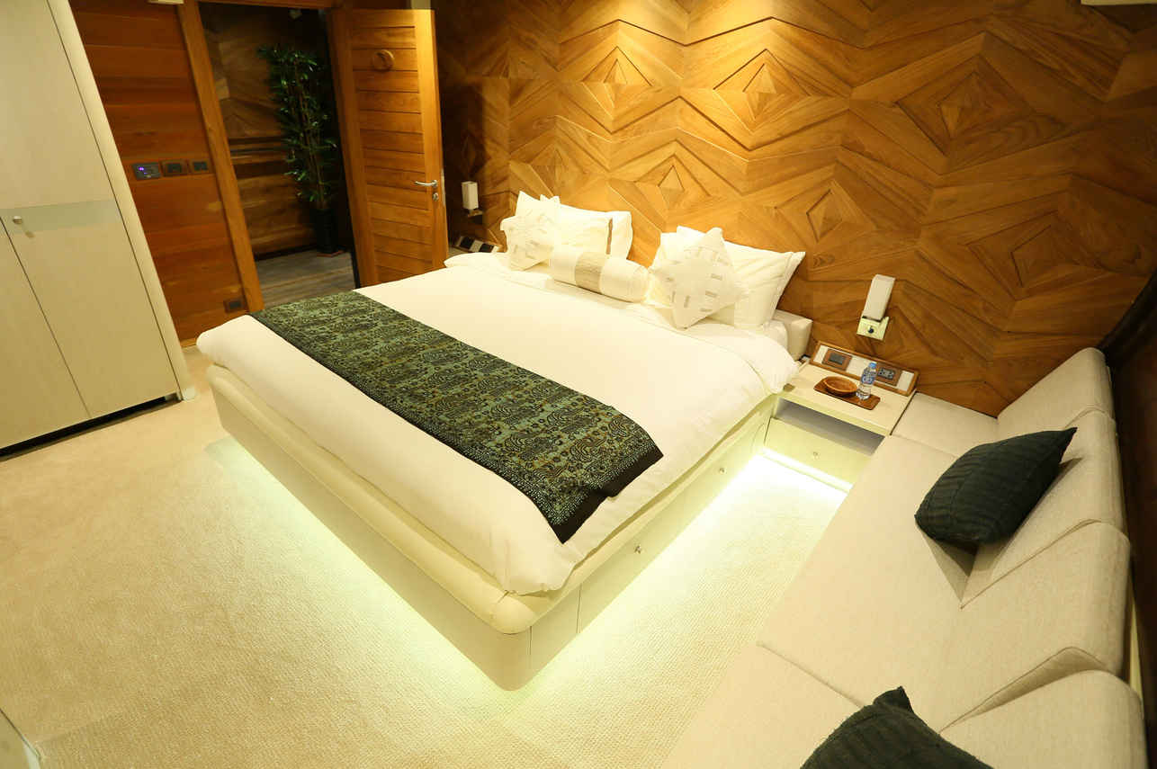 Double Cabin - Lamima