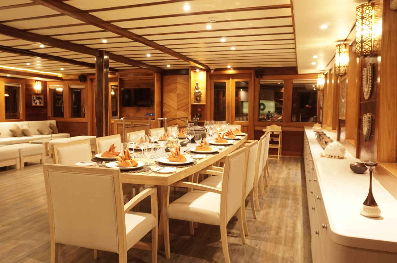 Dining Room - Lamima