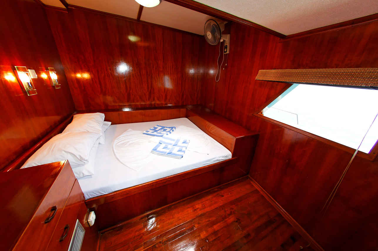 Cabine Dupla Casal - Sheena