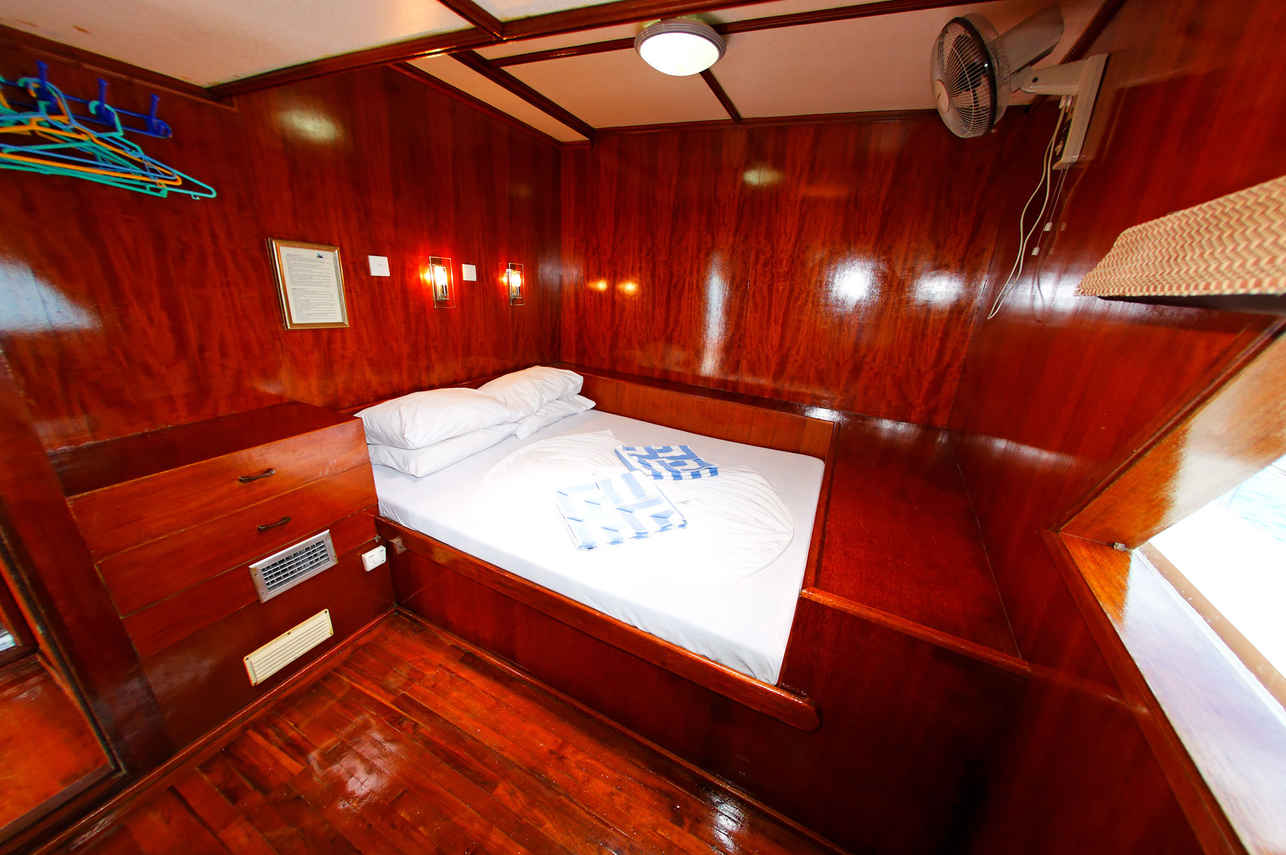 Cabine Dupla Casal - Sheena