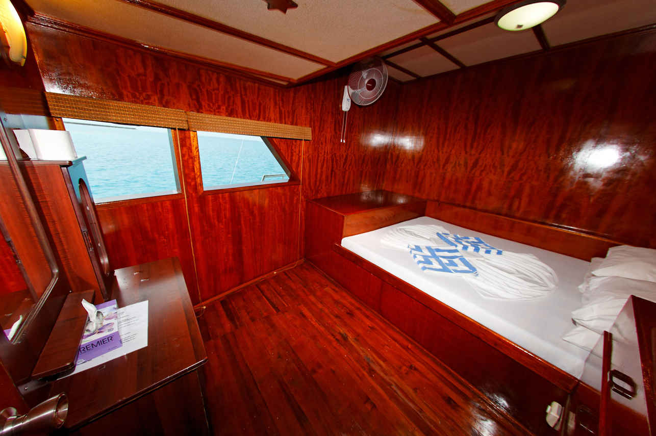 Cabine Dupla Casal - Sheena