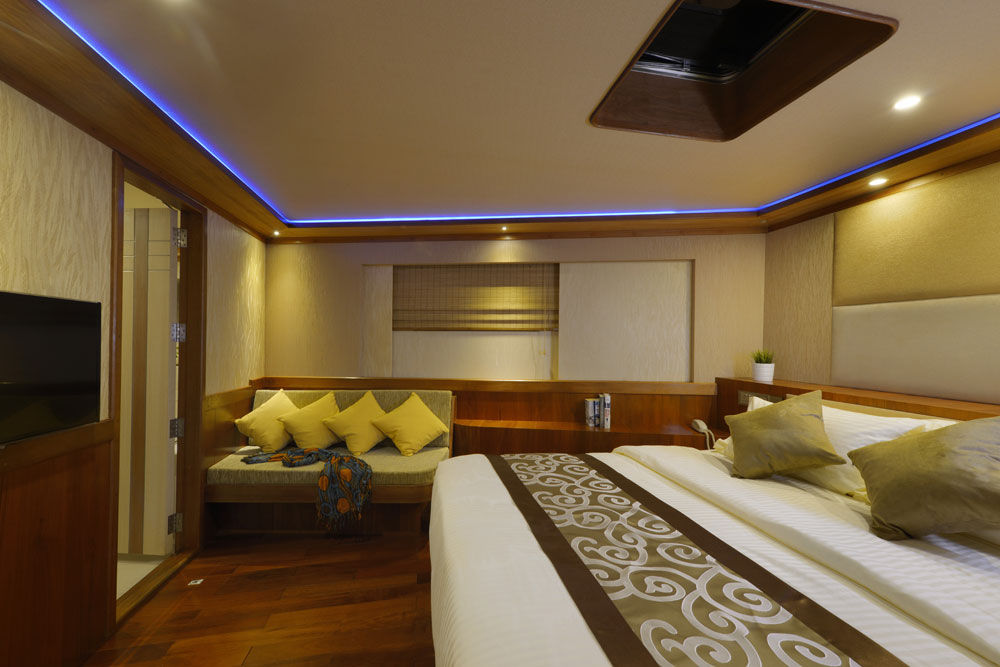 Master suite - Blue Force One