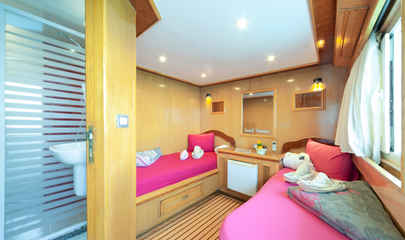 Upper Deck Twin Cabin