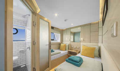 Upper Deck Twin Cabin
