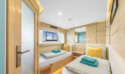 Upper Deck Twin Cabin