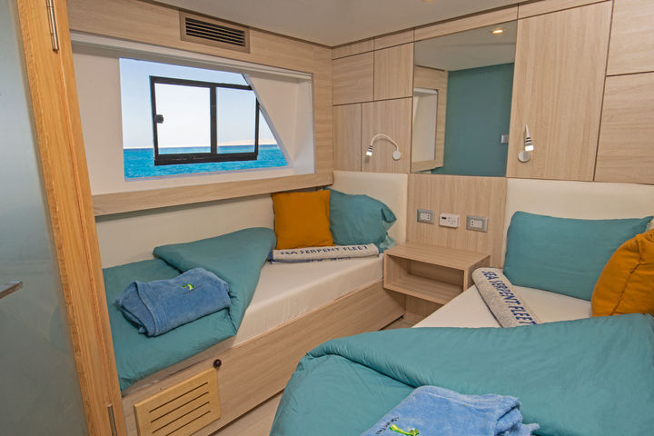 Upper Deck Twin Cabin