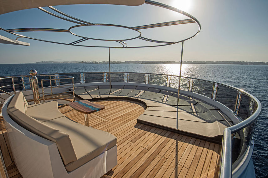 Sea Serpent Excellence Flybridge