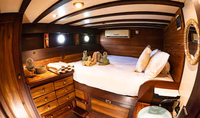 Double Cabin
