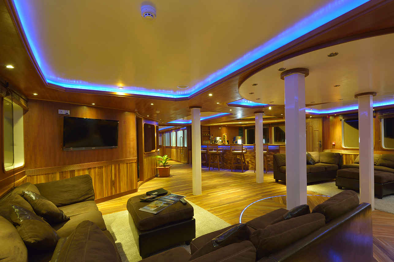MV Maldives Princess Liveaboard Lounge