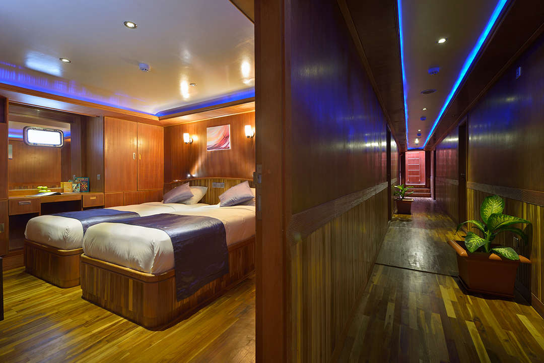 Twin State Room