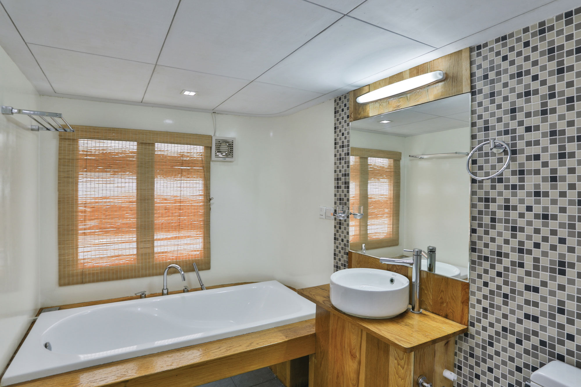 En-Suite bathrooms - Honors Legacy