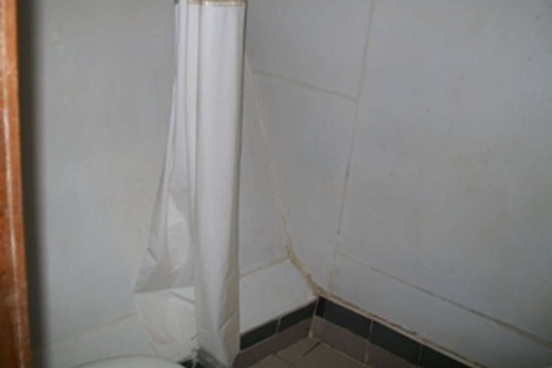 Cabin 5 ensuite