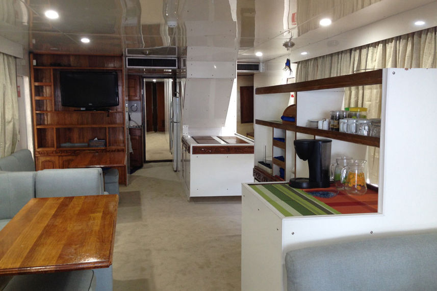 Bar and Lounge Area - Spirit of Niugini